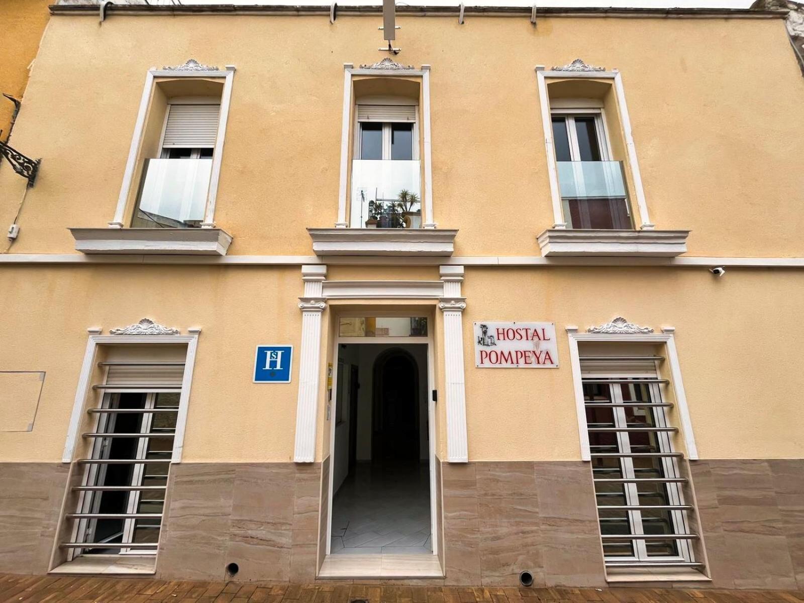 Hostal Pompeya Mérida Exterior foto